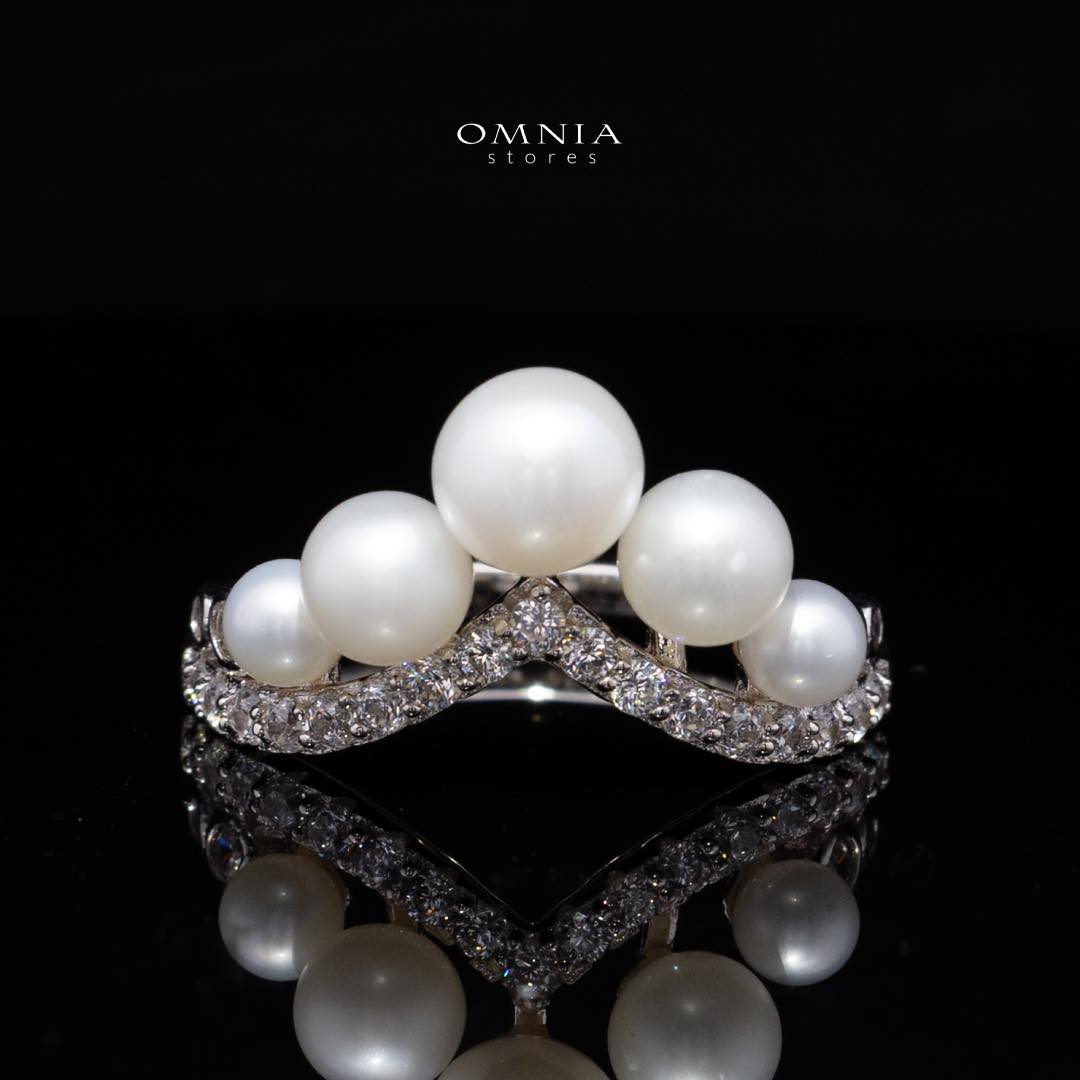 Omnia Shanina Bridal Full Set Designed with Freshwater Real Pearls and High-Quality Simulated Diamonds in a Rhodium Plated Finish - Image 4