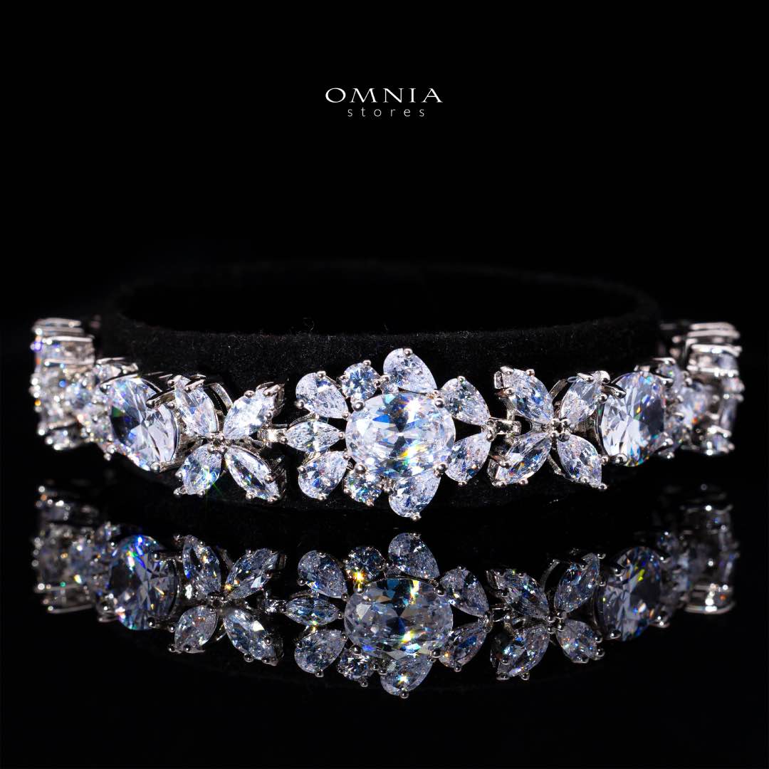 Omnia Muna White Bridal Full Set in High Quality Simulated Diamonds - Image 3