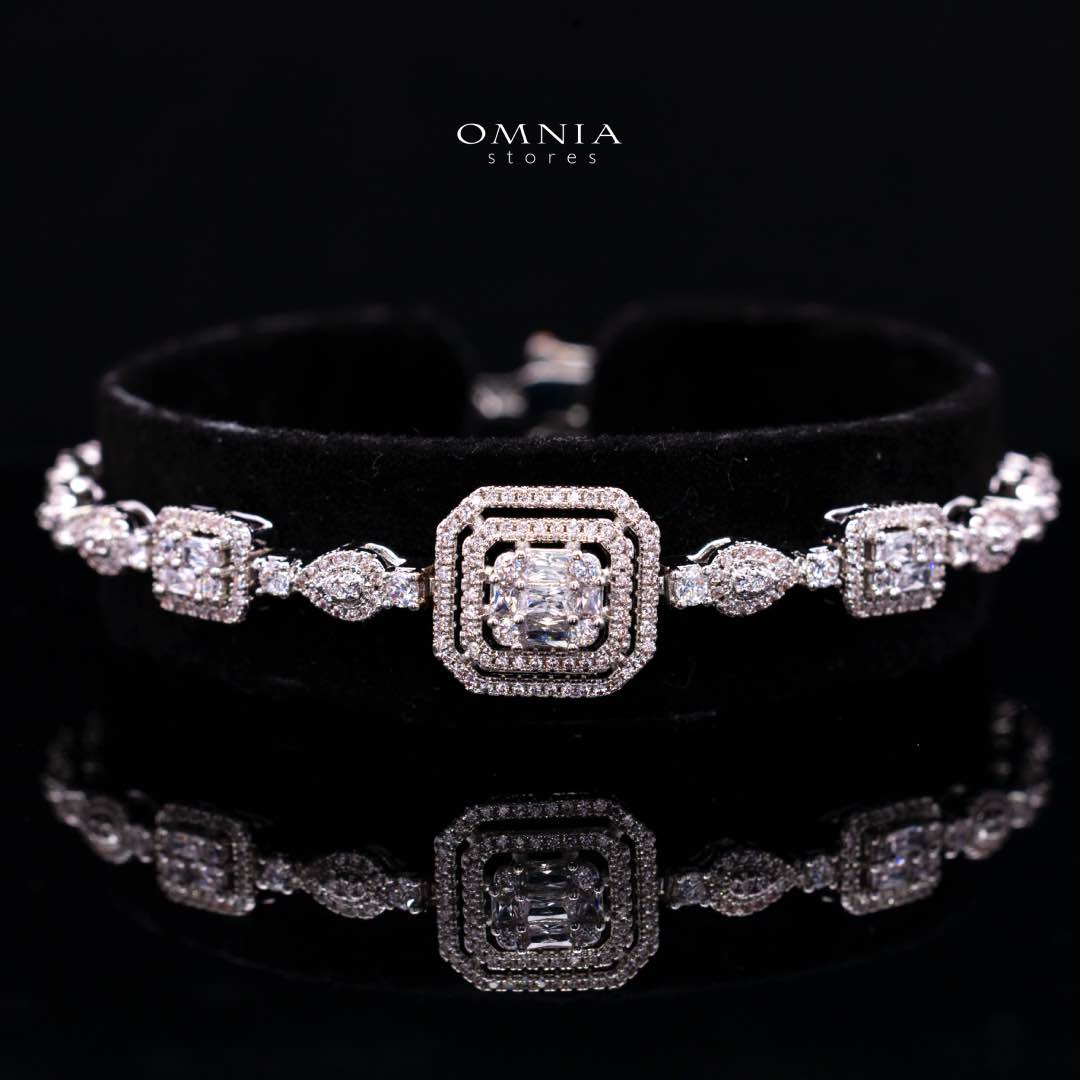 Omnia Aniyah White - Image 3