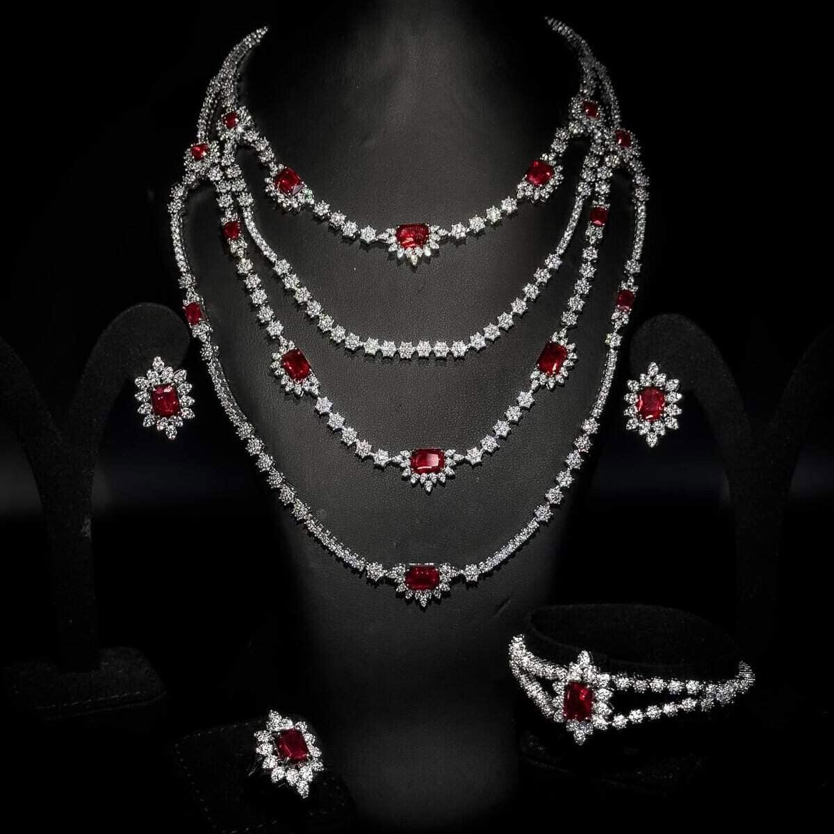 Omnia Blair Red Bridal Full Set High Quality Simulated Diamonds - Image 2