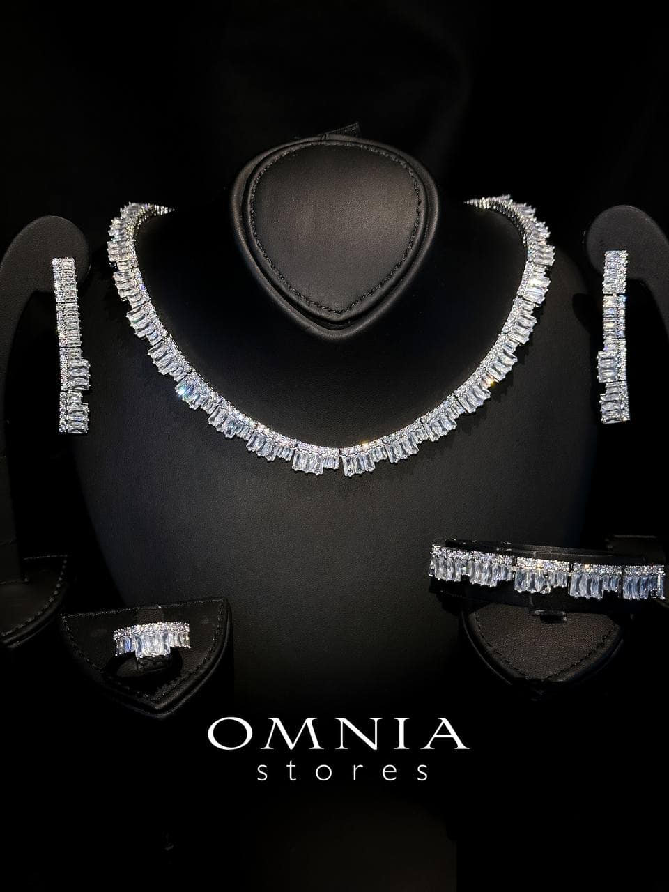 Omnia Izabella White Bridal Zircon Set - Image 8