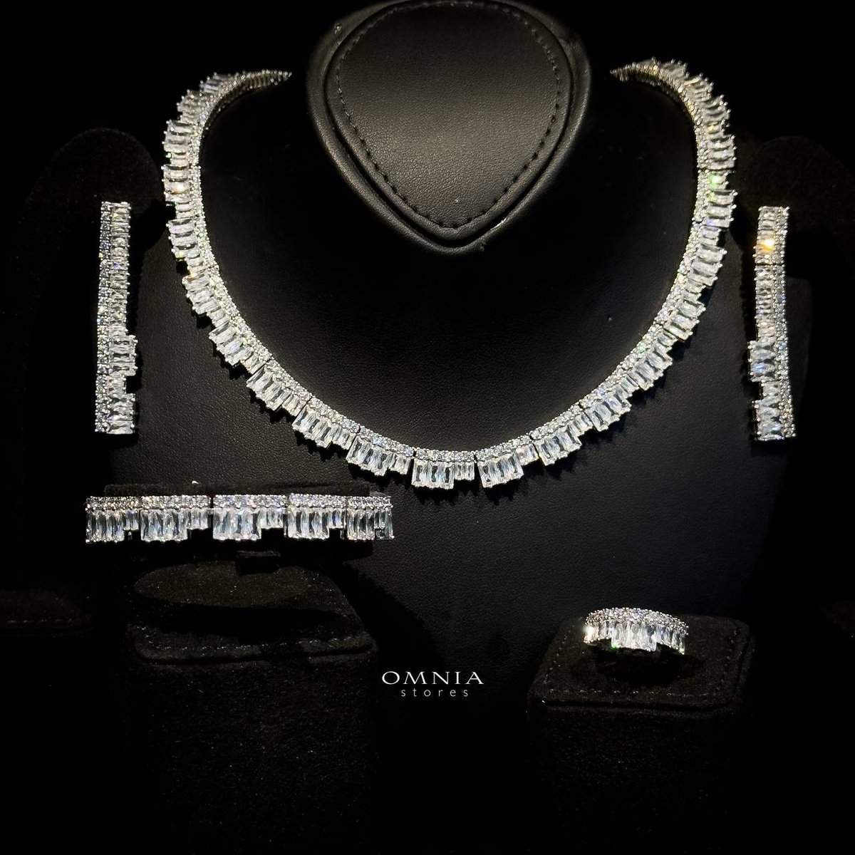 Omnia Izabella White Bridal Zircon Set - Image 6