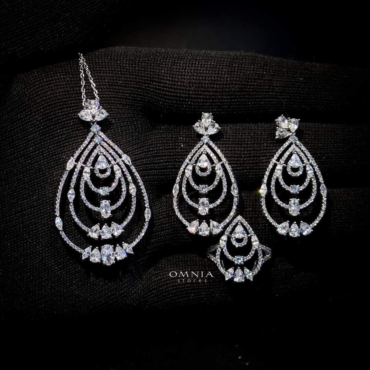 Omnia Mira White Set Accessories in High Quality Zircon Stone (Only Available in KSA) - Image 6