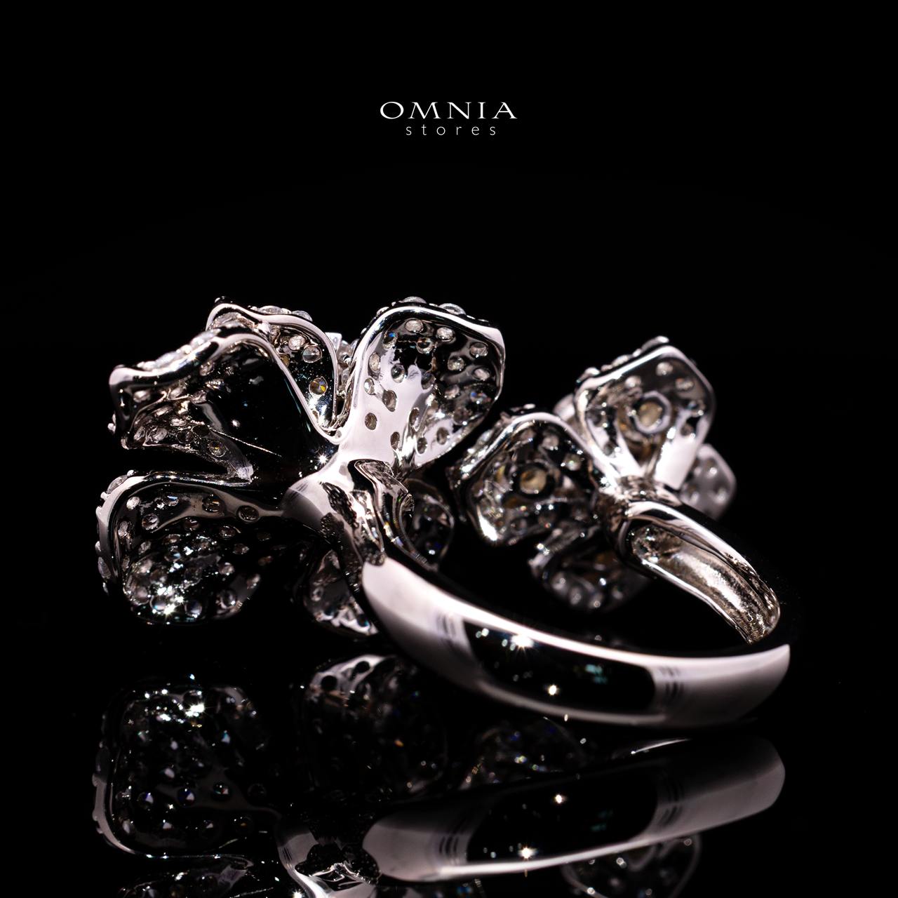 Omnia Ahlam Floral Ring in 925 Sterling Silver with High-Quality Simulated Diamonds - Image 4