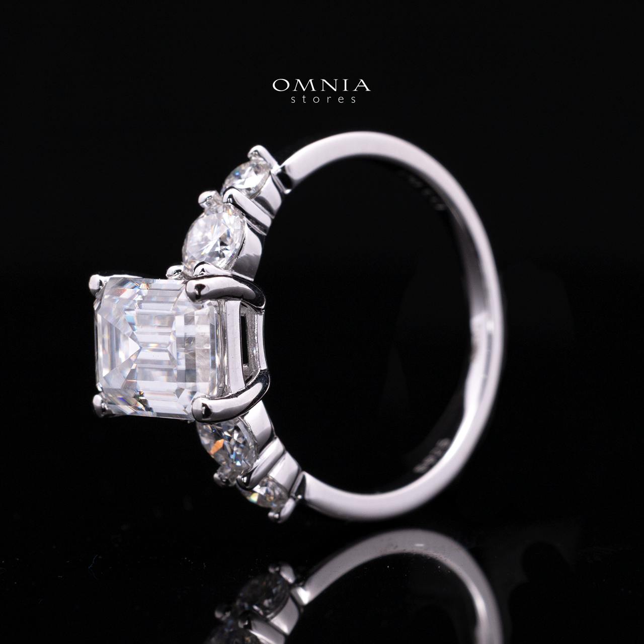 Hanifa White Moissanite Emerald Cut Ring GRA Certified in High Quality 925 Silver 7x9mm 3ct - Image 4
