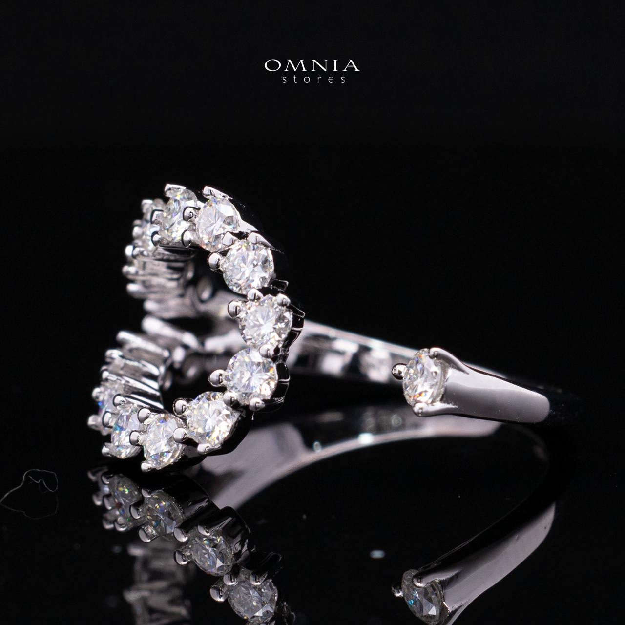 Omnia Solara White Ring 925 Silver in High Quality White Moissanite Stone - Image 2
