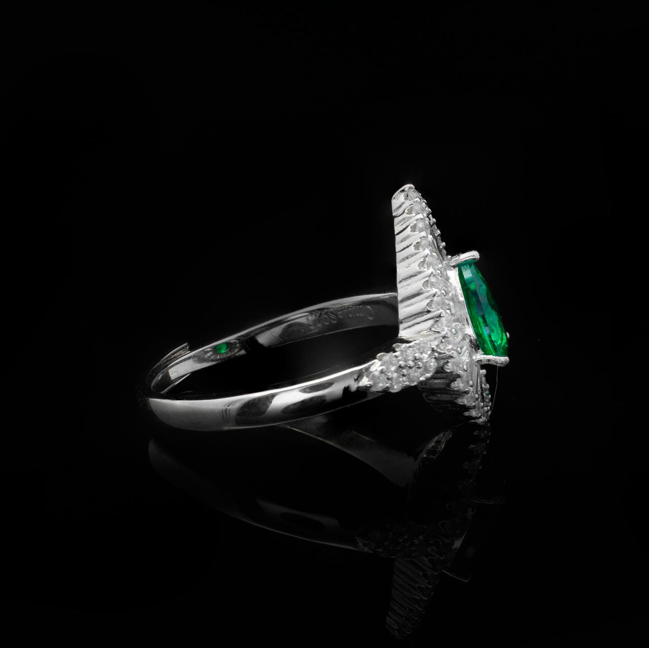 Omnia Sophia Green Teardrop Bridal Full Set in 925 Silver with High Quality Simulated Diamonds - Image 4