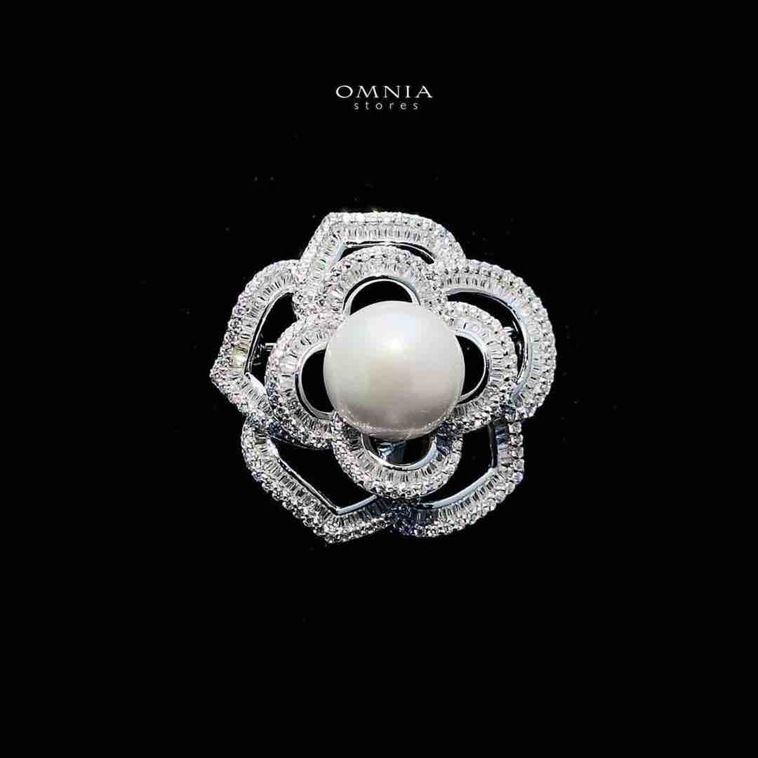 Omnia Sophia Pearl Flower Brooch in 925 Silver with High Quality Simulated Diamonds