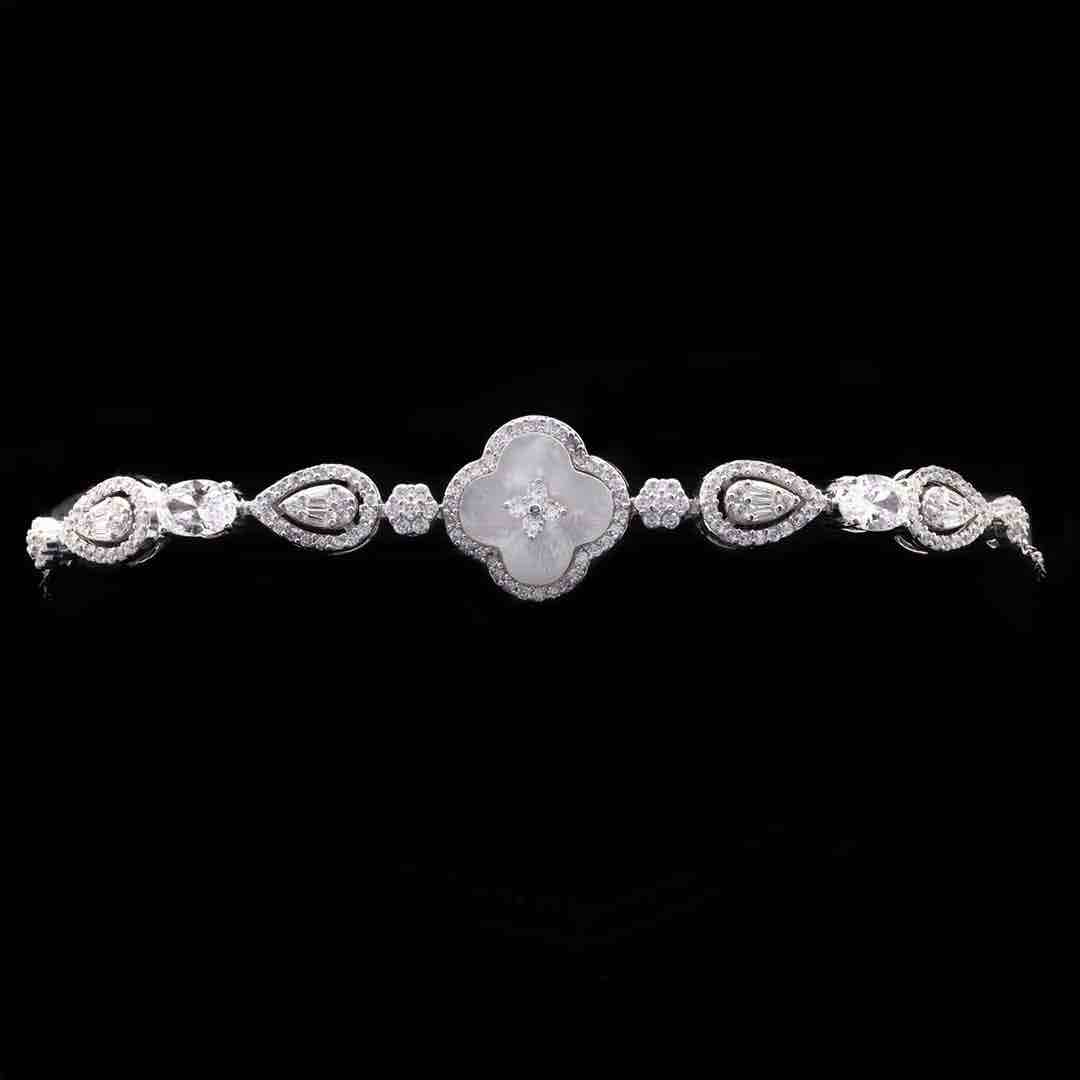 Omnia Anisa White Bracelet in 925 Silver with High Quality Simulated Diamonds