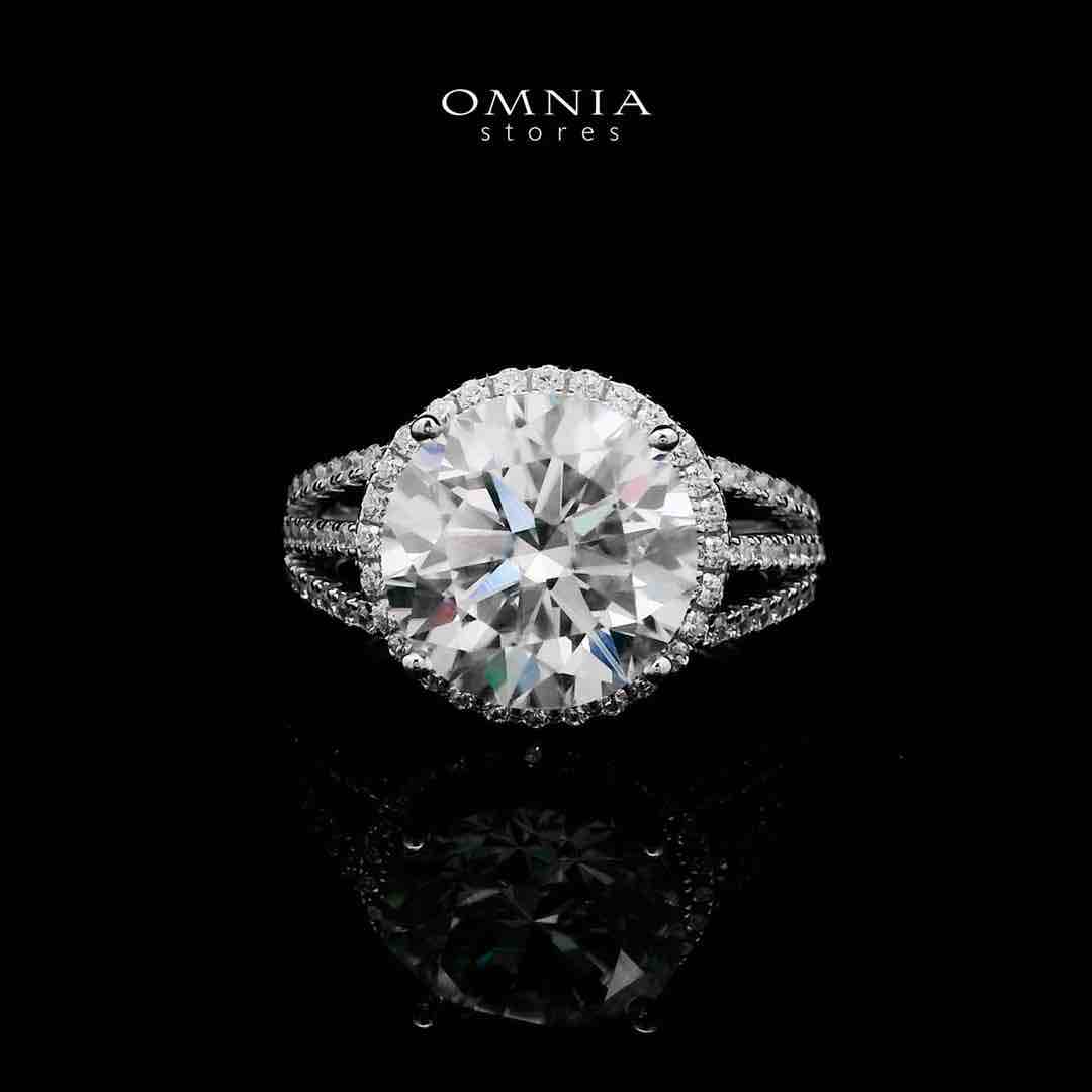 Omnia Fadwa White Moissanite Ring – Certified 925 Sterling Silver