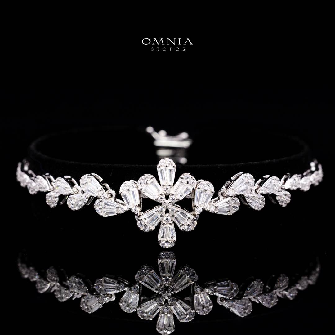 Omnia Iffat White Bridal Full Set in 925 Silver High Quality Simulated Diamonds (size 17 7 only available in KSA) - Image 3