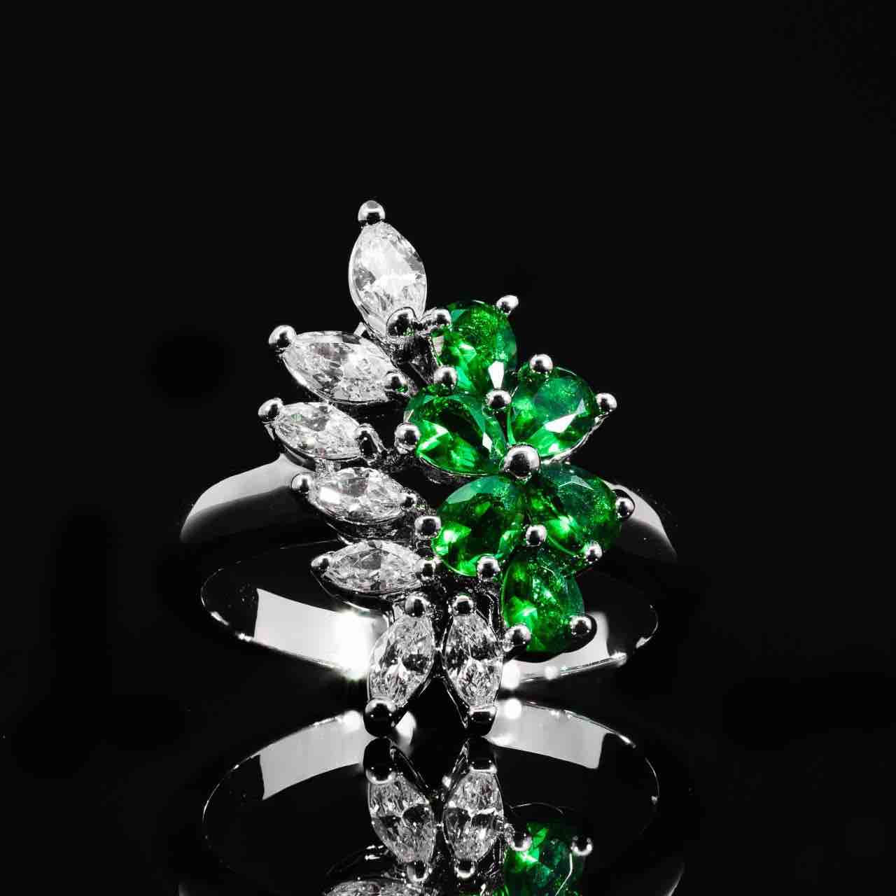 Omnia Nourah Green Luxury Bridal Full Set in High Quality Zircon Stone in Rhodium Plated - Image 5