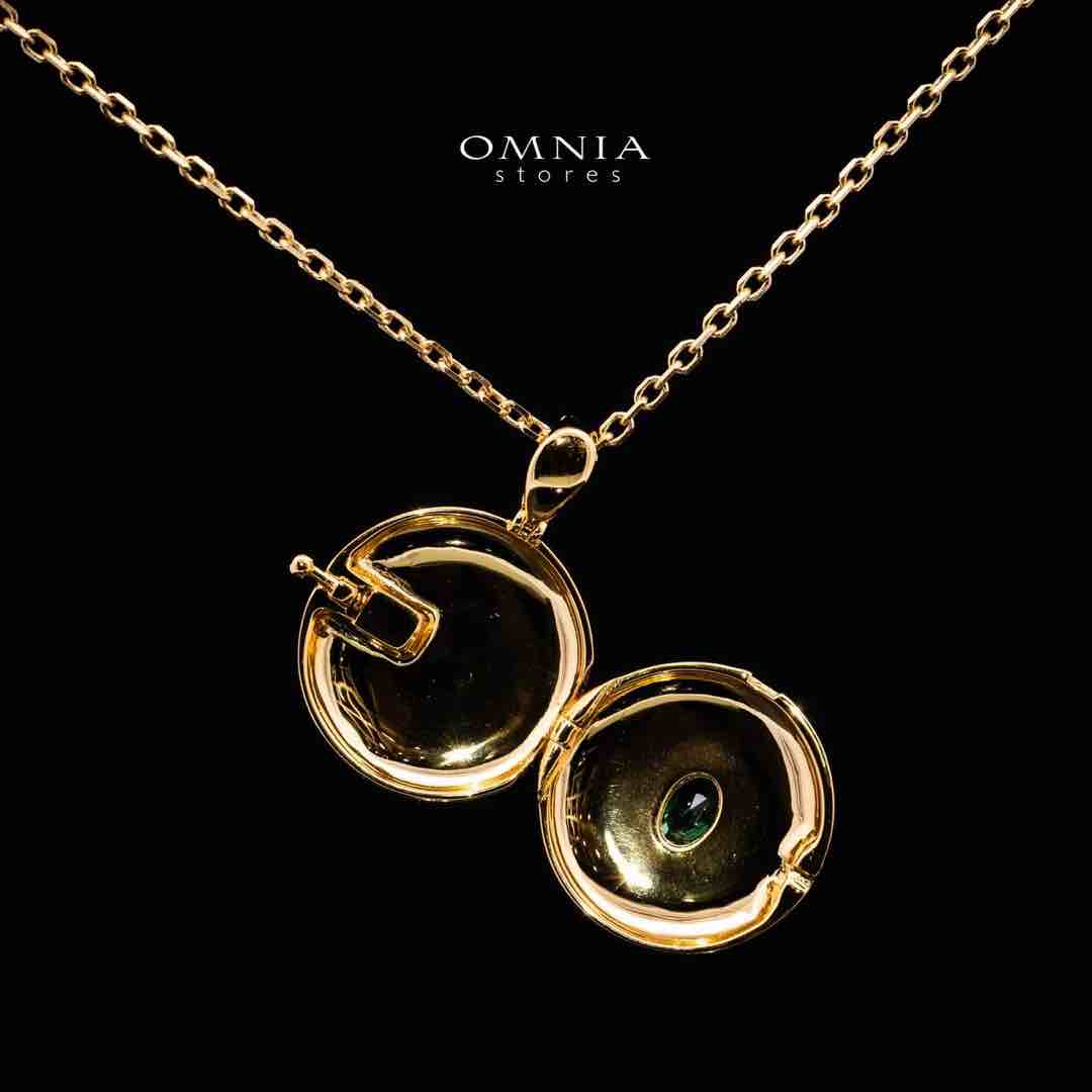 Omnia Firyal Gold Locket Peandant Necklace In 925 Silver High Quality Certified Lab Crafted Green Stones - Image 2