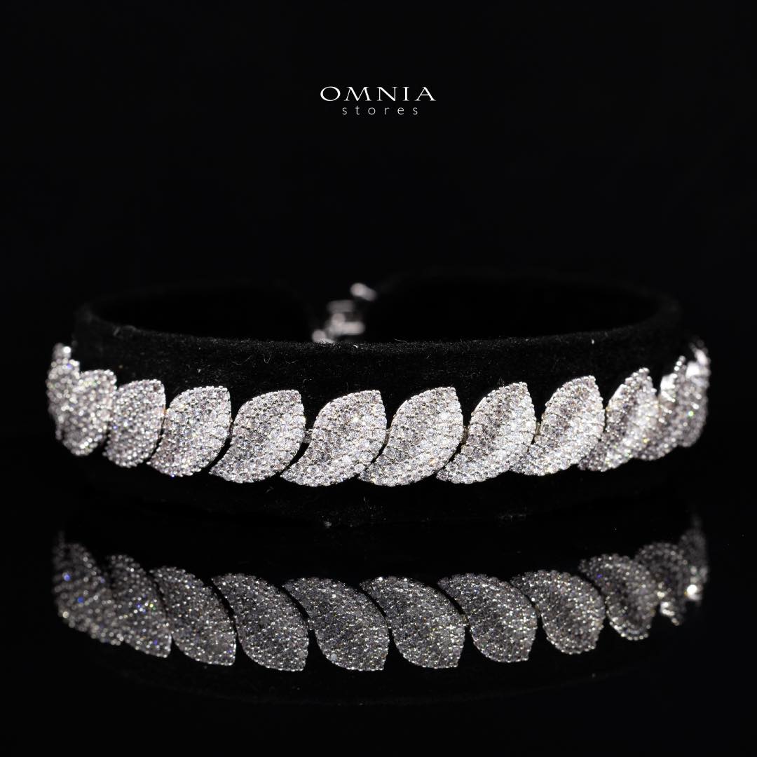 Omnia Alaia Luxury White Bridal Full Set in High Quality Zircon Stone Rhodium Plated - Image 4