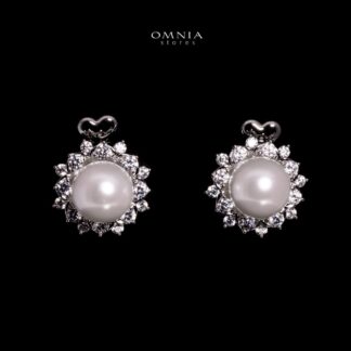 Omnia Alaya White Pearl Earrings With High Quality Lab Crafted Stones In 925 Silver