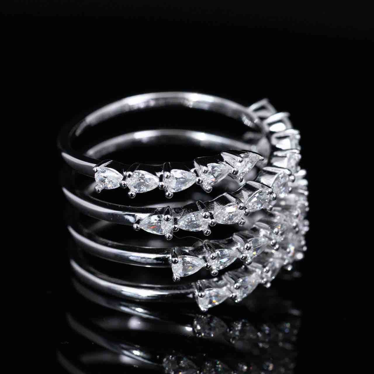 Omnia Lara White Ring With High Quality Simulated Diamonds In 925 Silver - Image 4