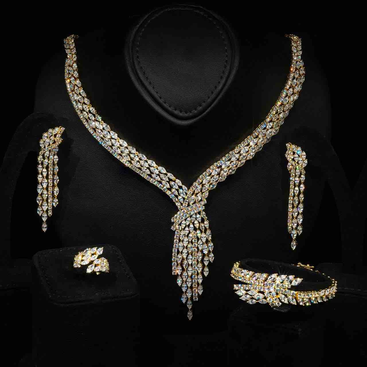 Omnia Fatma Gold Luxury Bridal Full Set in High Quality Zircon Stone in Rhodium Plated - Image 2