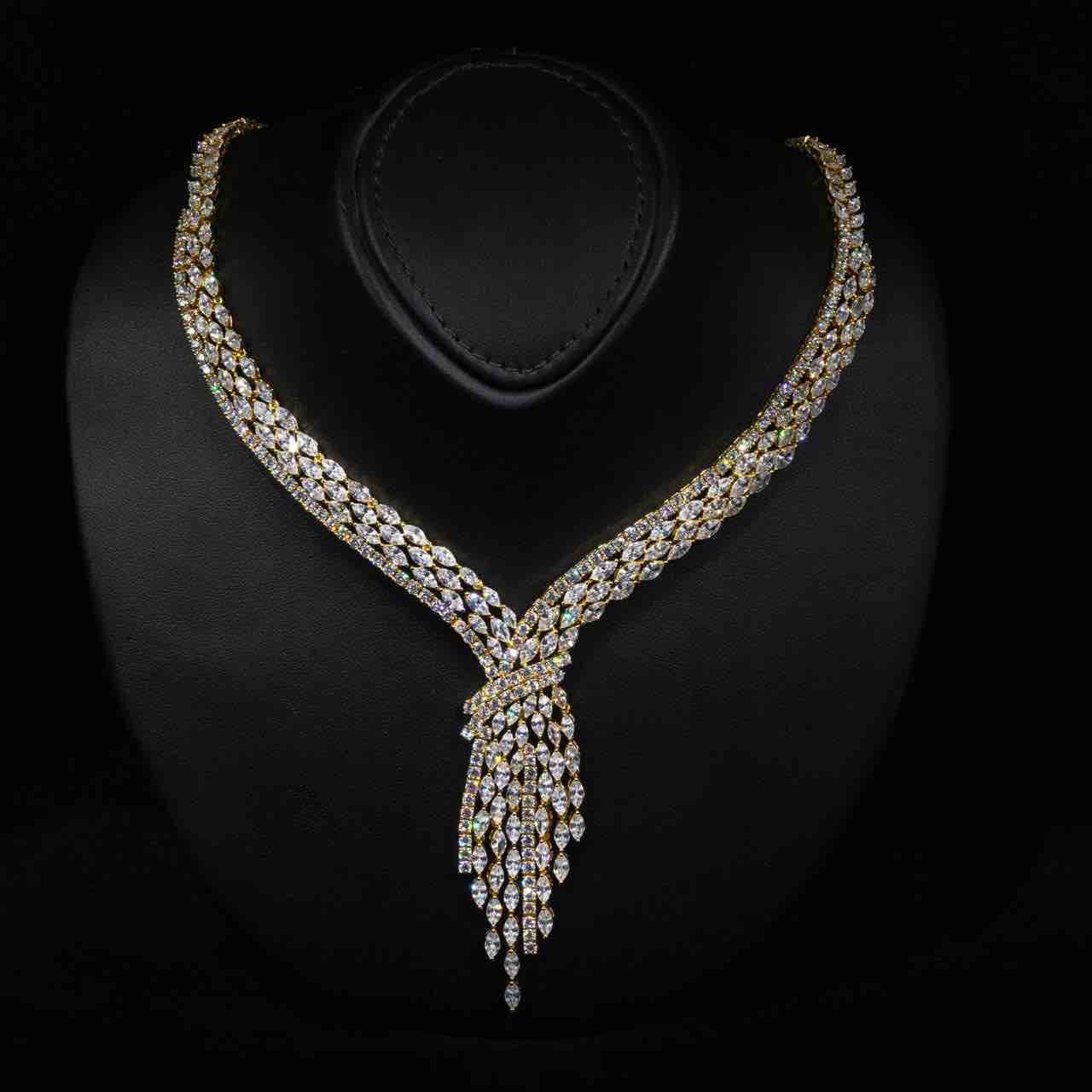 Omnia Fatma Gold Luxury Bridal Full Set in High Quality Zircon Stone in Rhodium Plated - Image 3