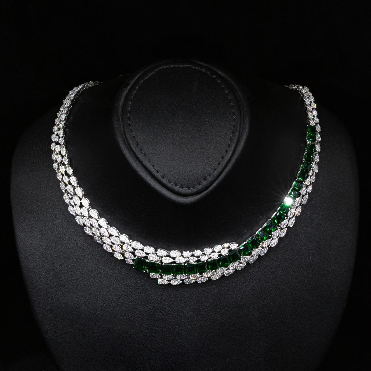 Omnia Trinity Green Luxury Bridal Full Set in High Quality Zircon Stone in Rhodium Plated - Image 3