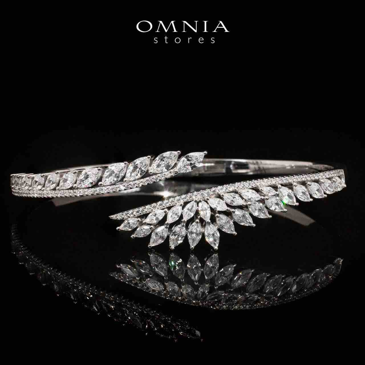 Claire White Bridal Full Set in 925 Silver High Quality Simulated Diamonds - Image 3