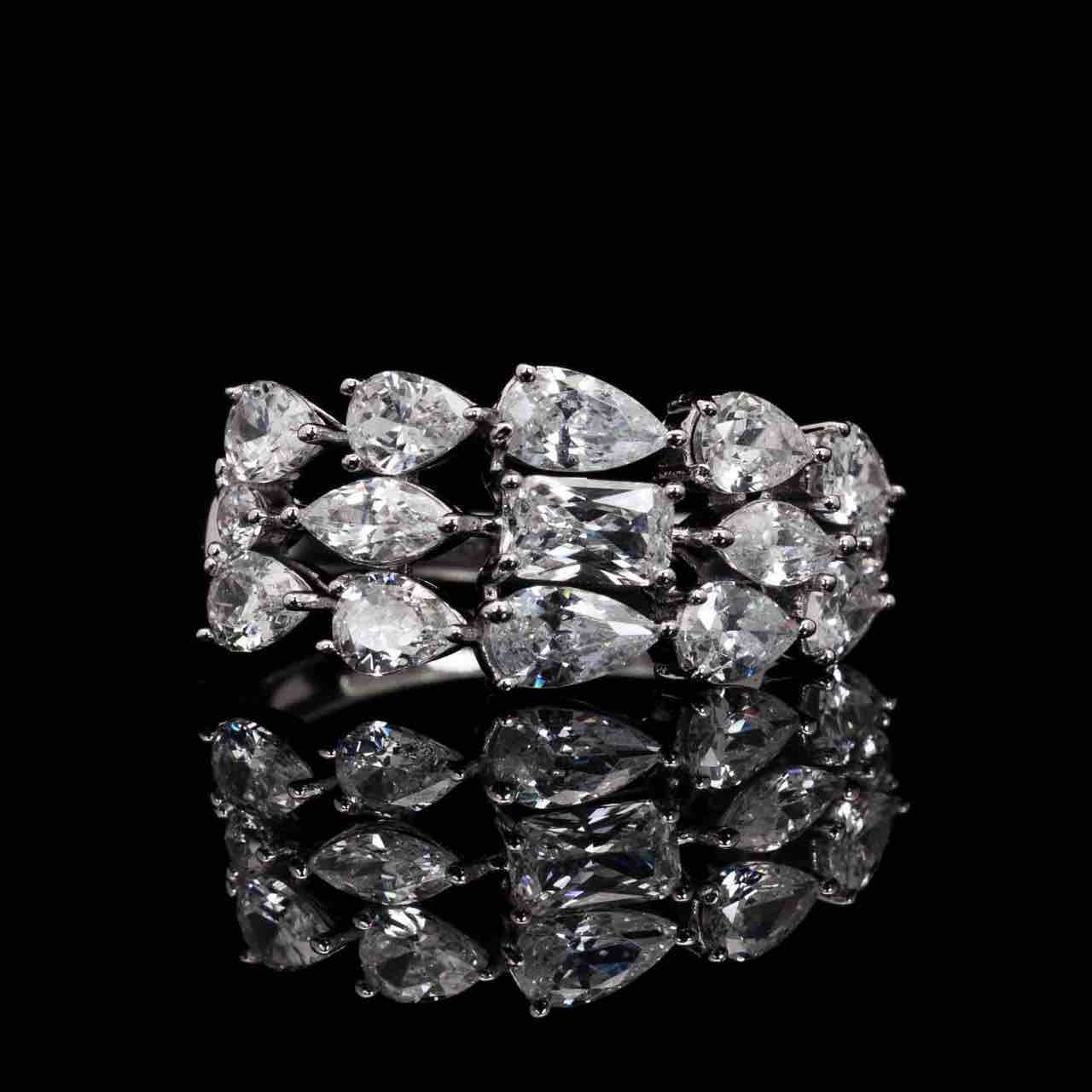 Carina White Bridal Full Set in 925 Silver High Quality Simulated Diamonds - Image 4