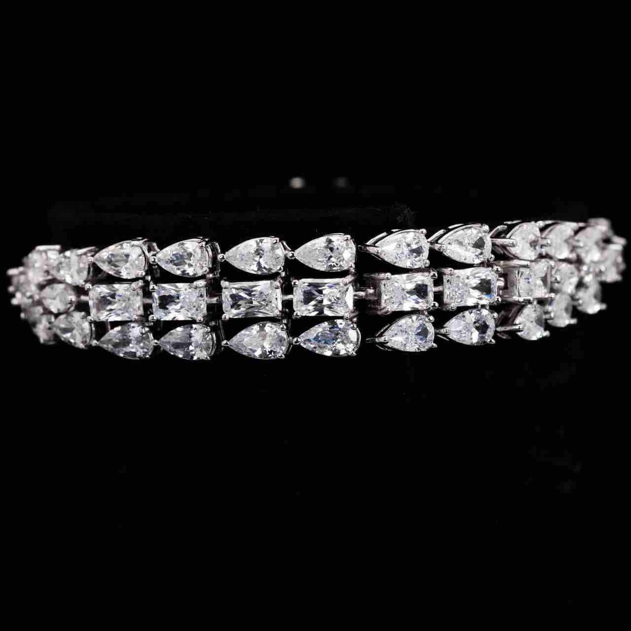 Carina White Bridal Full Set in 925 Silver High Quality Simulated Diamonds - Image 3