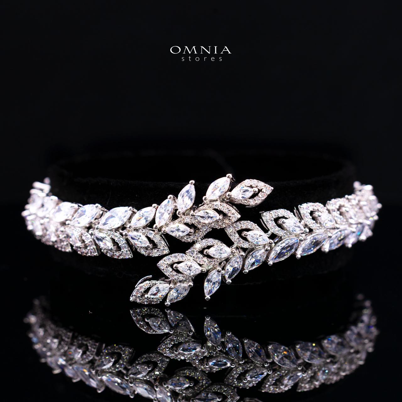 Omnia Safe Luxury Bridal White Full Set In High Quality Zircon Stone Rhodium Plated - Image 4