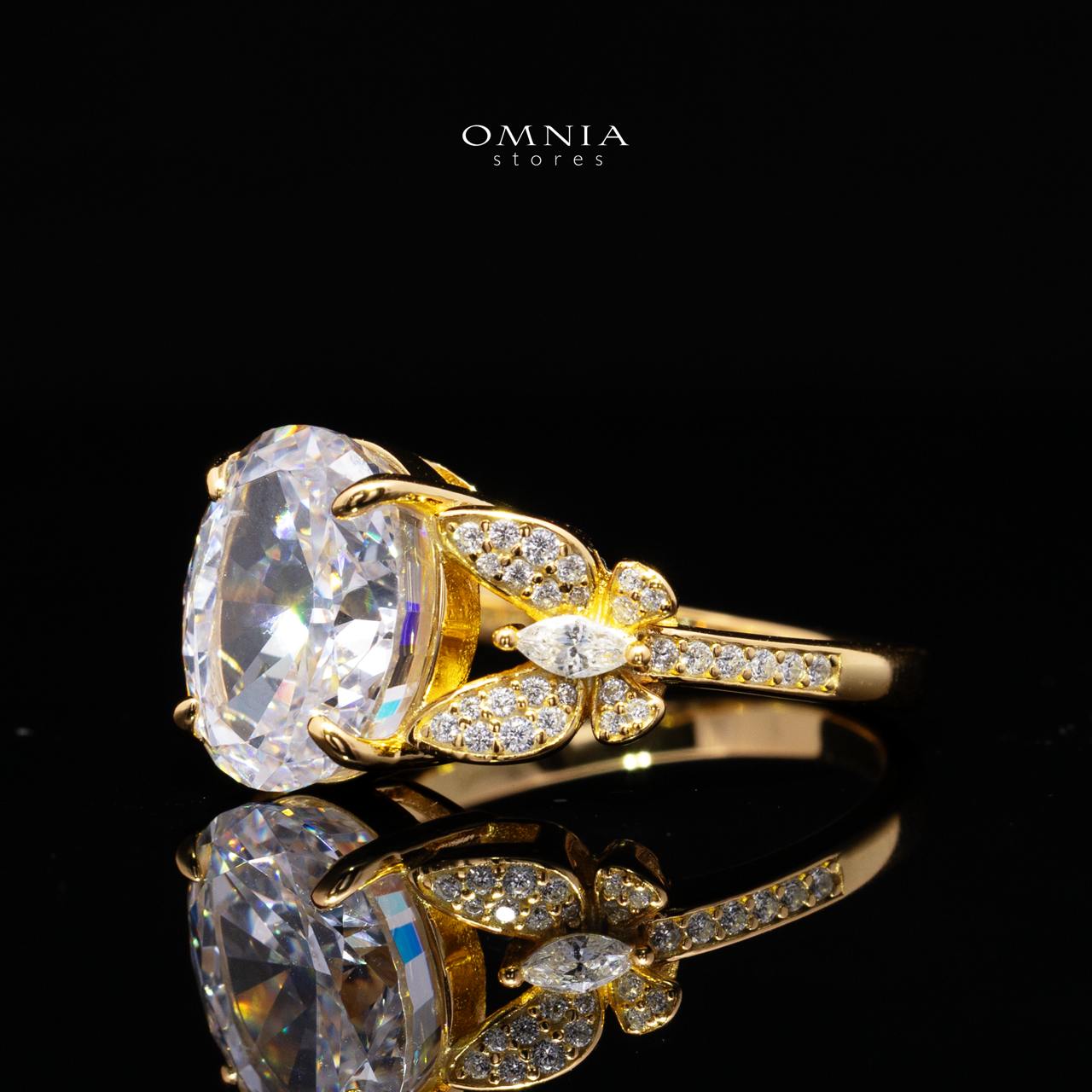 Maysun White Gold-Plated Ring in 925 Silver with Premium Simulated Diamonds - Image 2