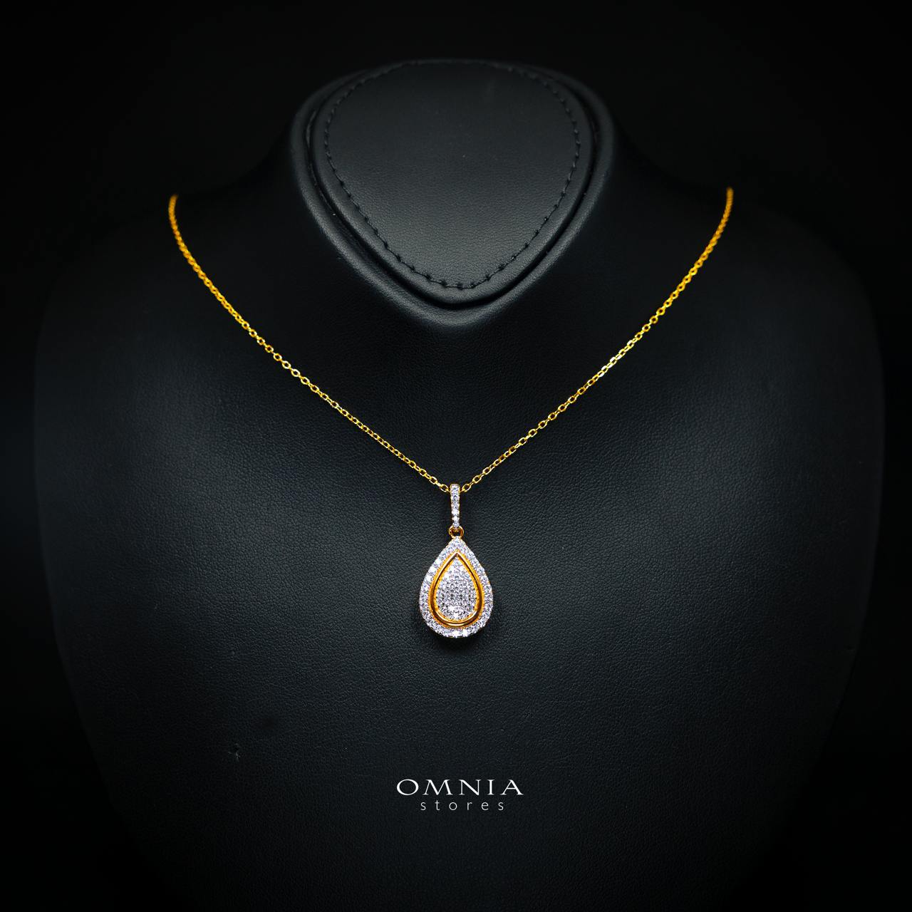Gwenette Gold-Plated Necklace in 925 Silver with Premium Simulated Diamonds - Image 2