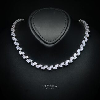 Naerisse Necklace with High-Quality Premium Simulated Diamonds in 925 Sterling Silver