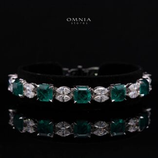 Vionelle Emerald Green Radiant Cut Bracelet with Premium Simulated Diamonds and Certificate in 925 Sterling Silver