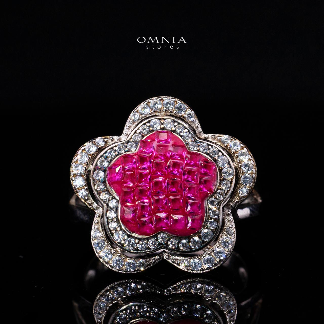 Lamisra Ring with High-Quality Premium Simulated Diamonds in 925 Sterling Silver