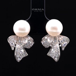 Oriana Fresh Water Pearl Earring in 925 Silver with High-Quality Simulated Diamonds