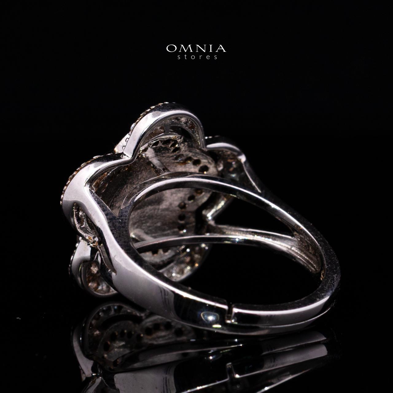Lamisra Ring with High-Quality Premium Simulated Diamonds in 925 Sterling Silver - Image 4