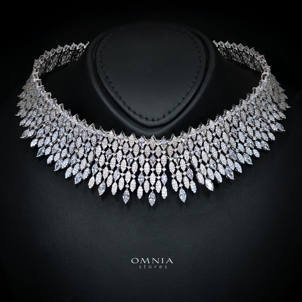 Cyra White Luxury Bridal Full Set with High-Quality Simulated Diamonds and Rhodium Plating - Image 2