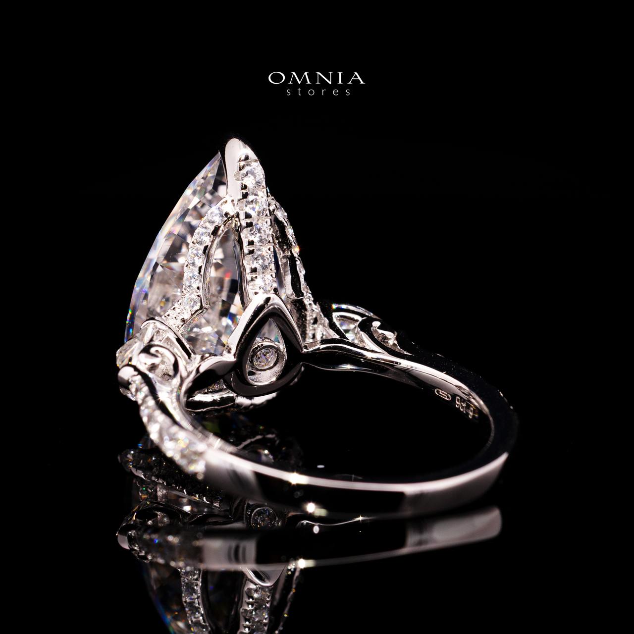 Janel Ring with High-Quality Premium Simulated Diamonds in 925 Sterling Silver - Image 4