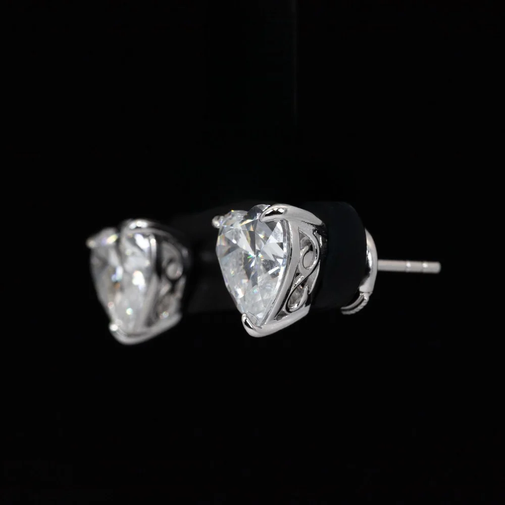 Omnia Nabia White Heart Earrings With High Quality Certified Lab Crafted Stones In 925 Silver - Image 2