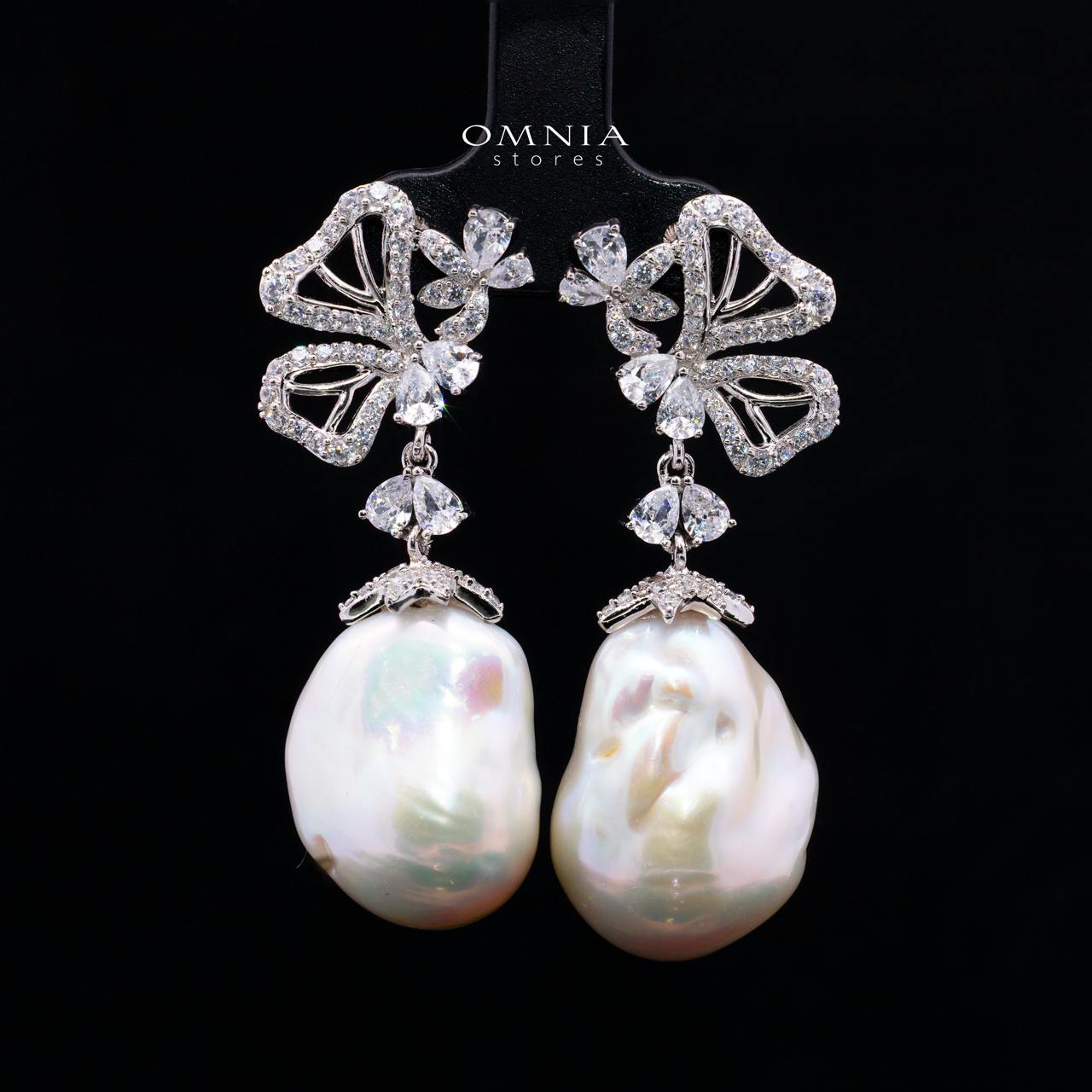 Talinara Pearl Necklace & Earring Set with High-Quality Premium Simulated Diamonds in 925 Sterling Silver - Image 3